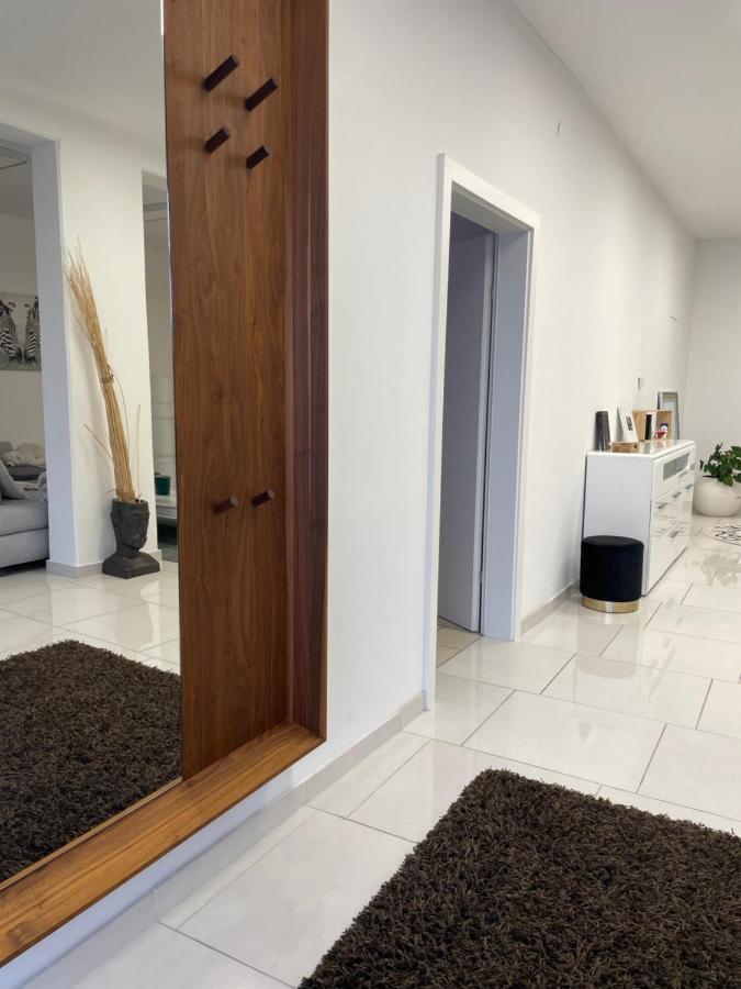 Stadtsuite Mit Sauna In Wiener Neustadt 135 M2 Kültér fotó