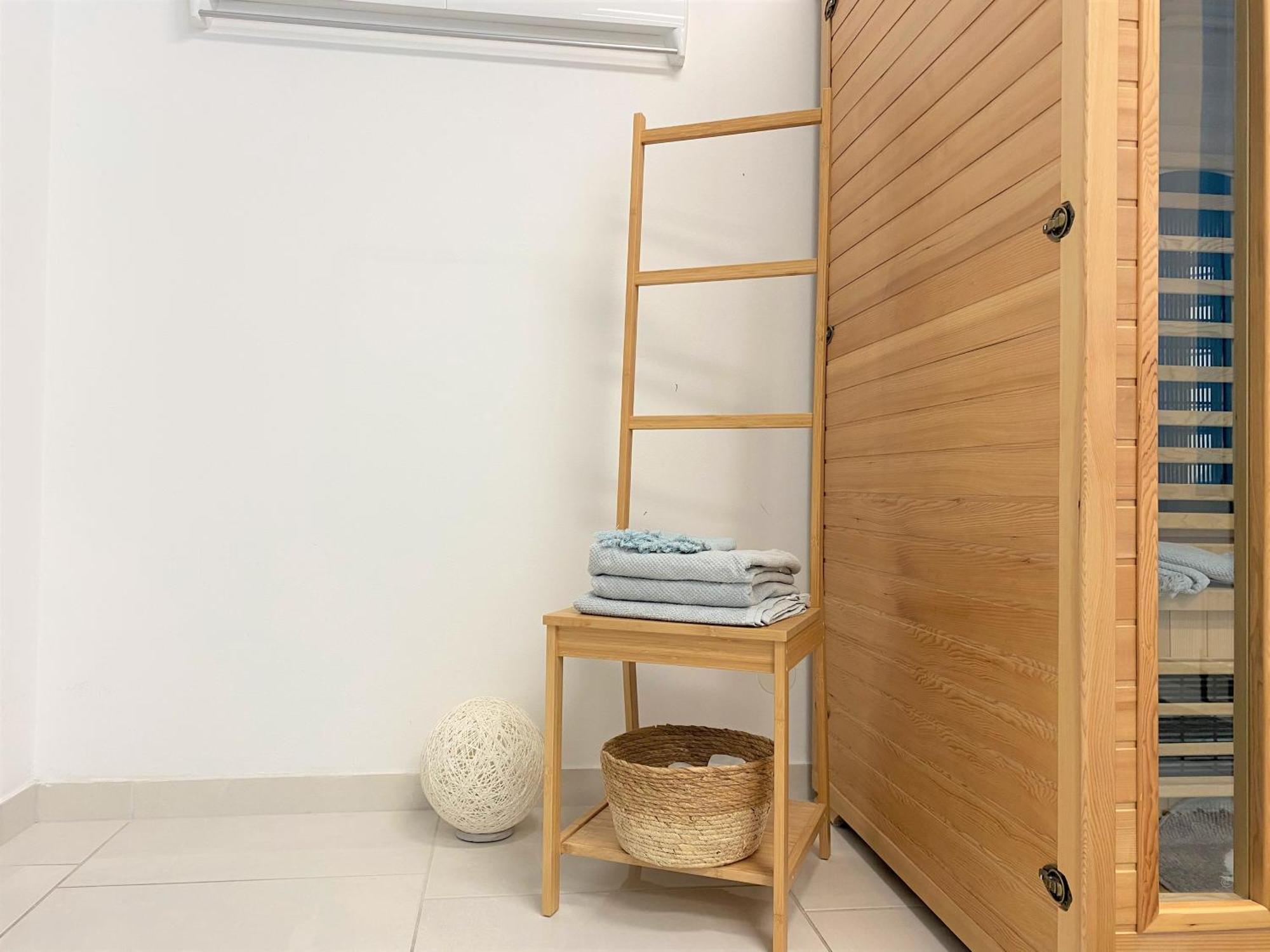Stadtsuite Mit Sauna In Wiener Neustadt 135 M2 Kültér fotó